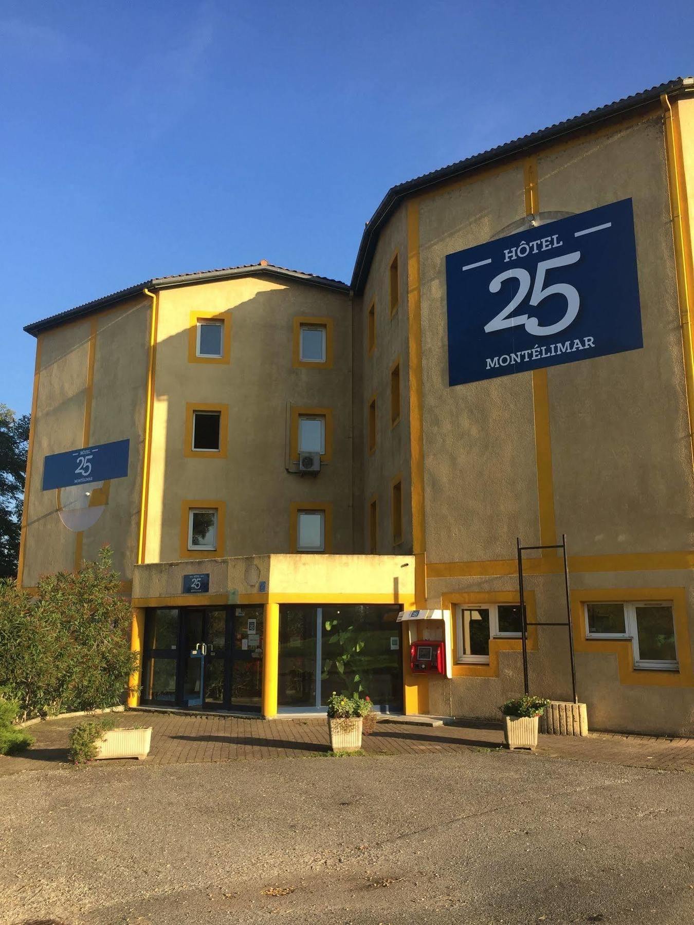 Welcomotel Montélimar Екстериор снимка
